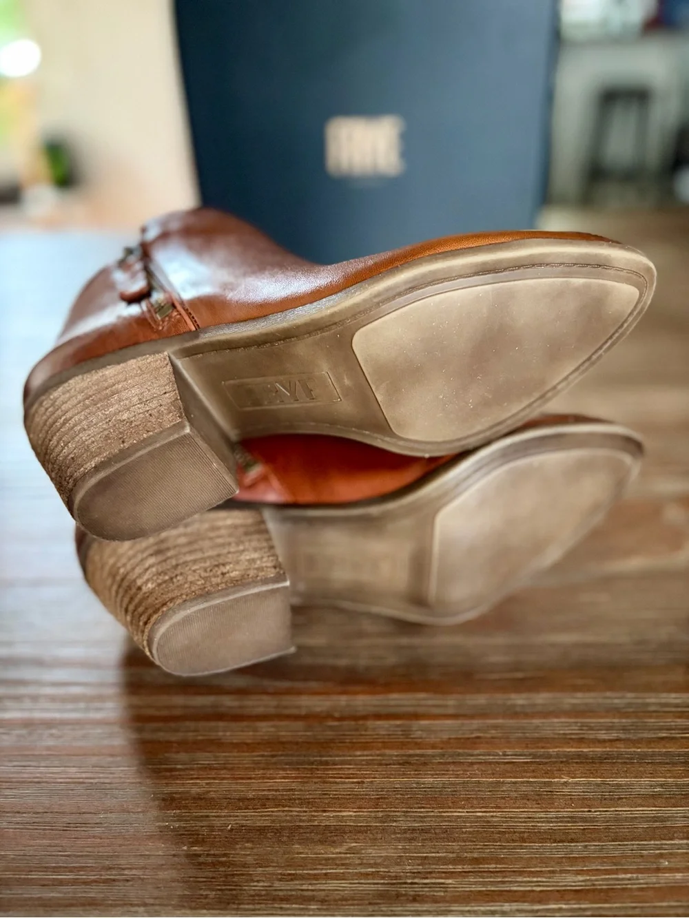 NWB Frye Judith Zip Leather Booties